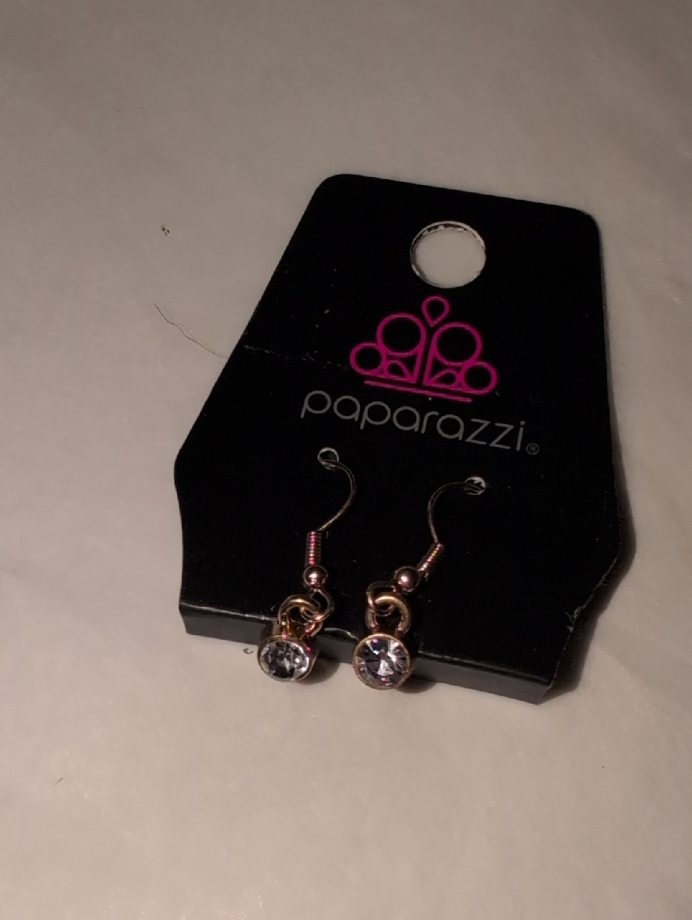 ❤️‍🔥10/$10❤️‍🔥 NEW ♡ Paparazzi Gold-Tone Clear Crystal Drop Earrings
